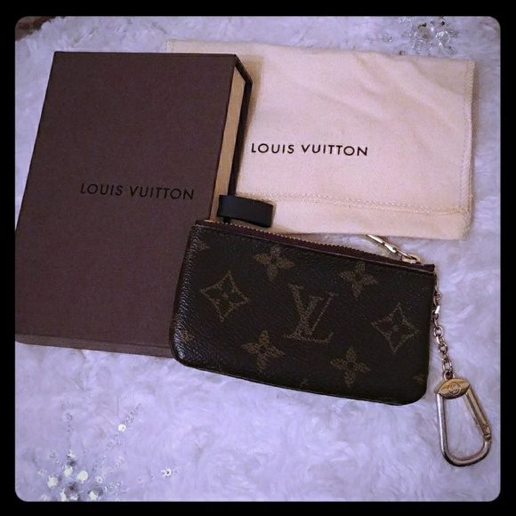 Louis Vuitton Accessories - ⭐Louis Vuitton Monogram Key pouch⭐